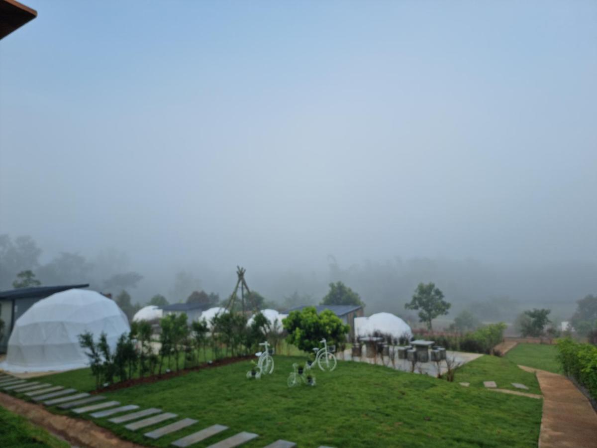 Hotel เต้นท์โดมเขาค้อ Lung Bun Camp à Ban Nong Rang Chang Extérieur photo