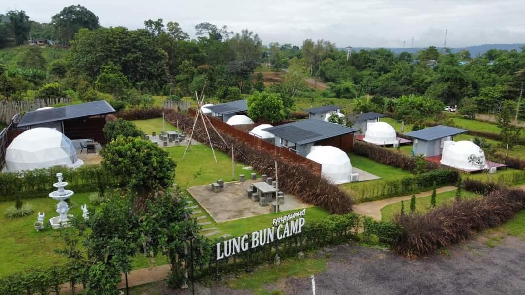 Hotel เต้นท์โดมเขาค้อ Lung Bun Camp à Ban Nong Rang Chang Extérieur photo